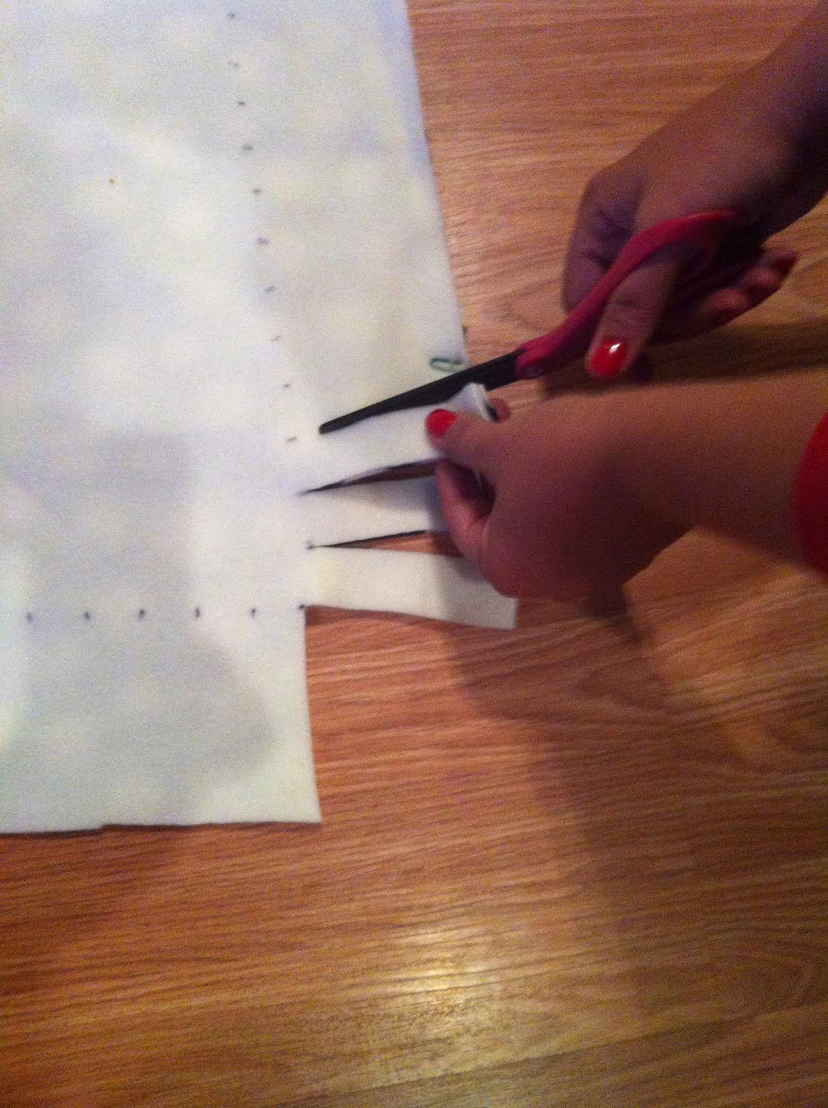 Nest and Nibble Easy NoSew Fleece Tie Blanket Tutorial