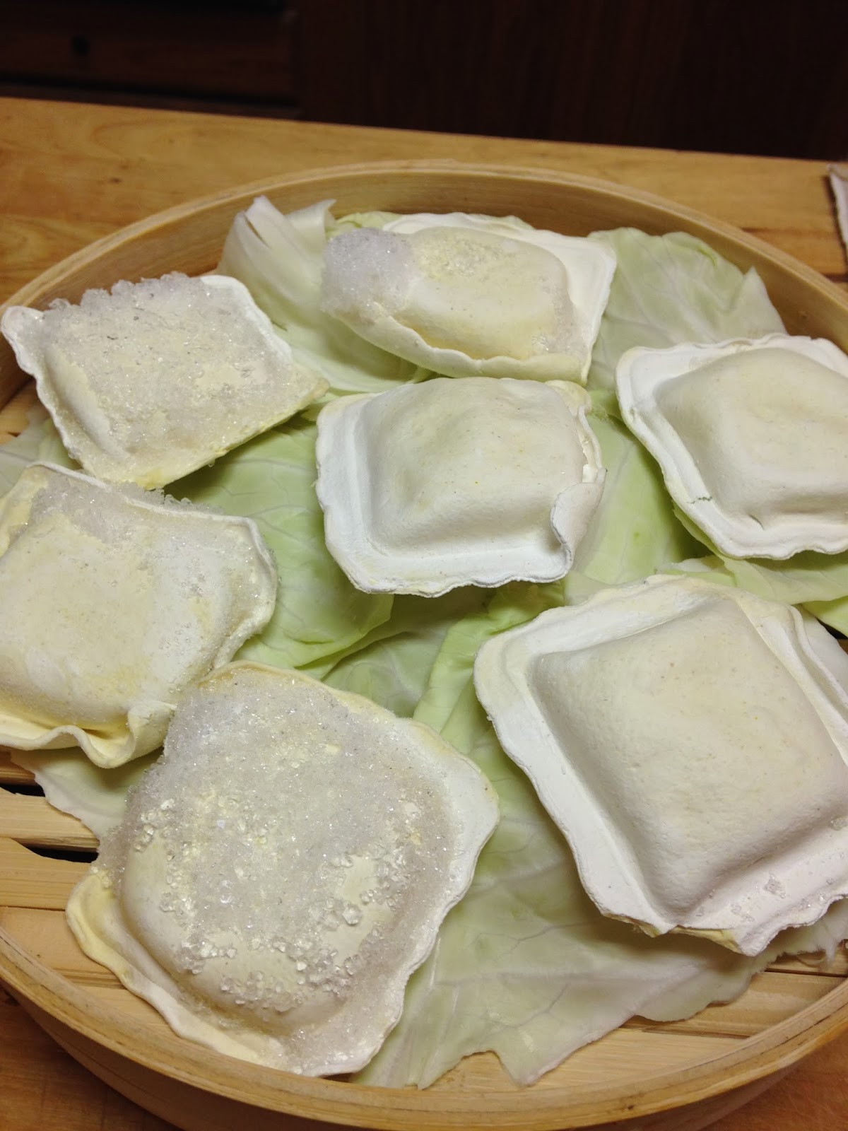 Tracy Cooks in Austin Bamboo steamer experiments over the Pressure