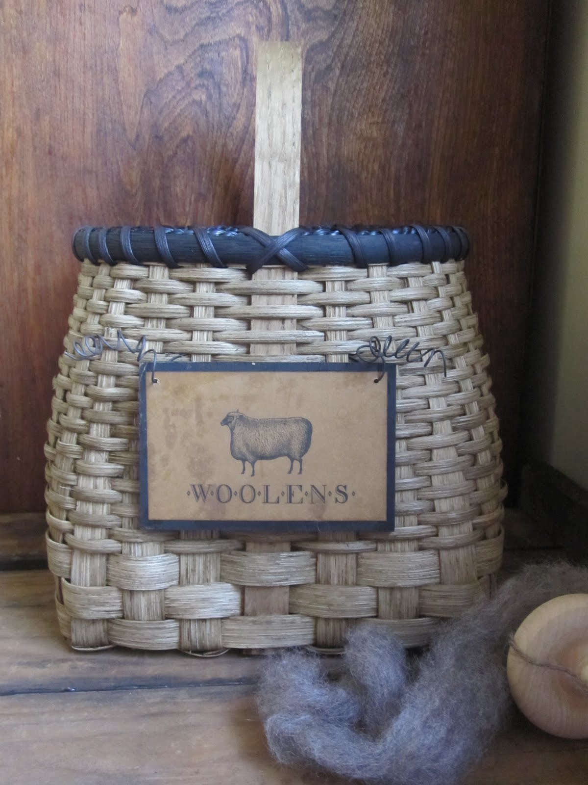 1803 Ohio Farm Baskets Gathering Basket & Wool Storage Basket