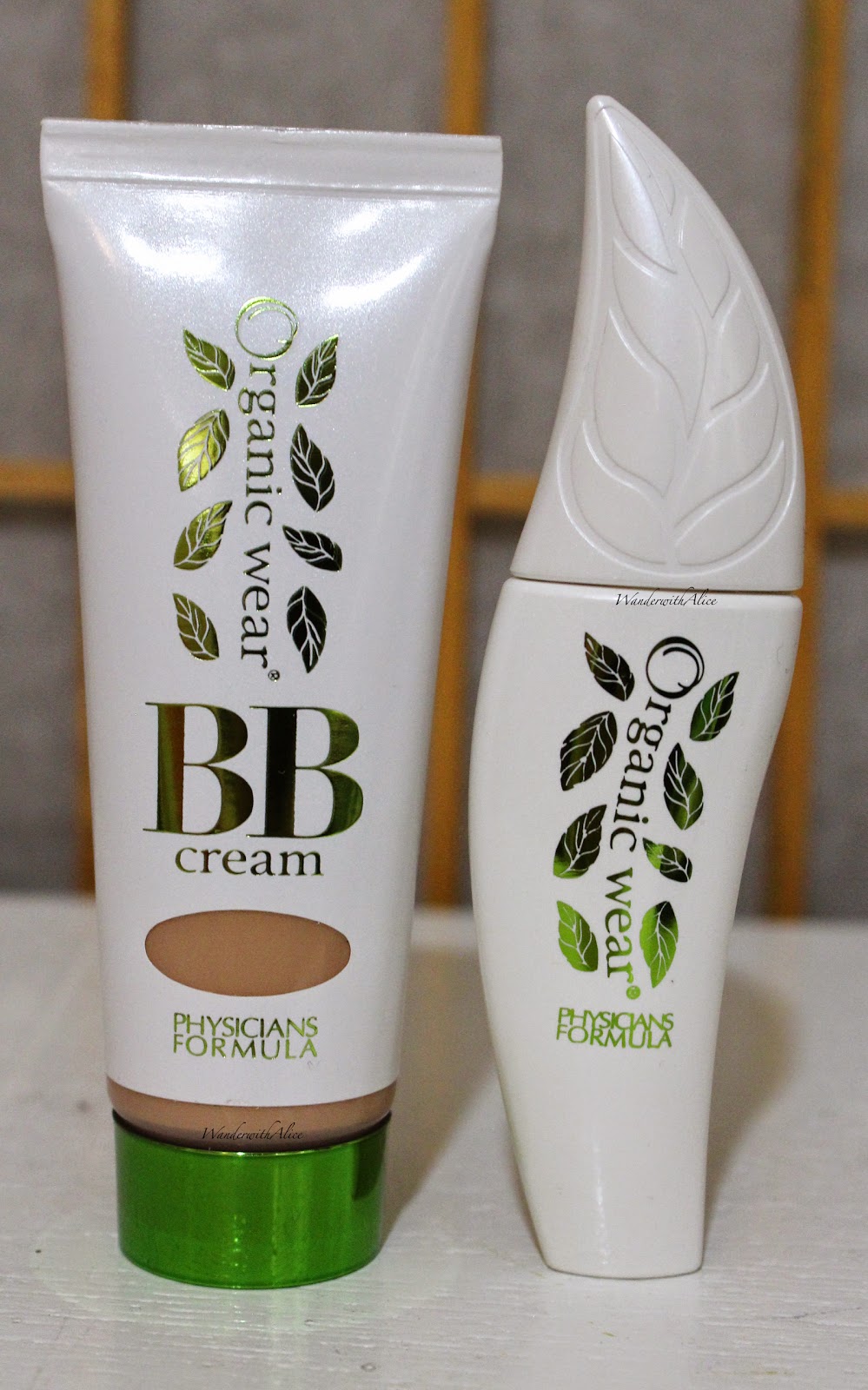 Review Physicians Formula Argan Wear UltraNourishing Argan Oil BB