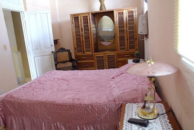 Las habitaciones tienen aire acondicionado y ventilador; cama de matrimonio 