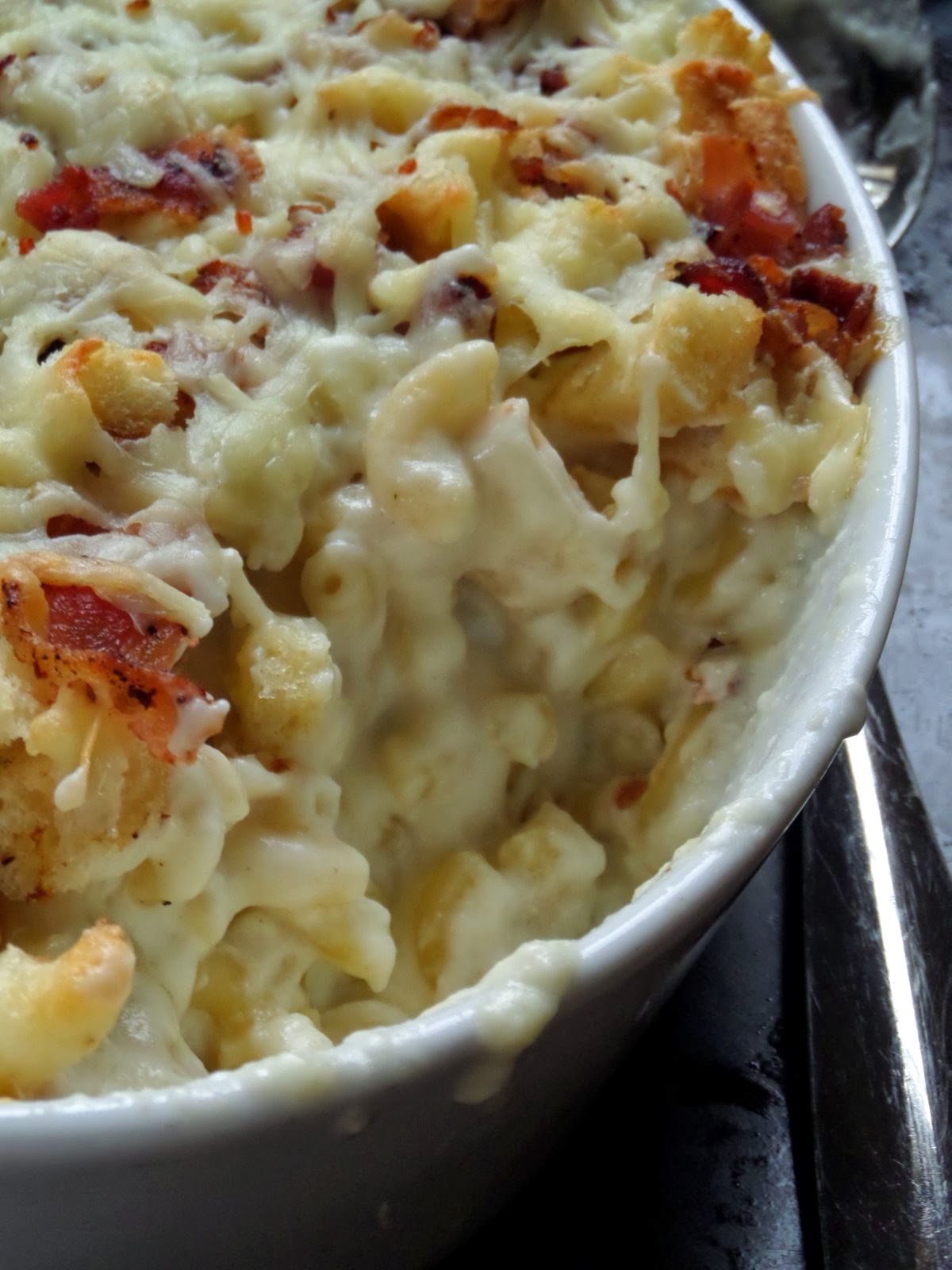 Becki Melvie Bacon BreadCrumb Topped Mac n' Cheese