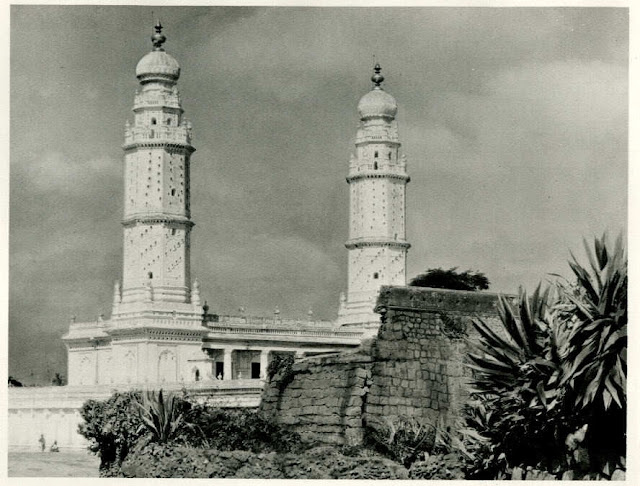 The+Masjid-e-Ala+in+Srirangapatna,+Karnataka+-+India+1928