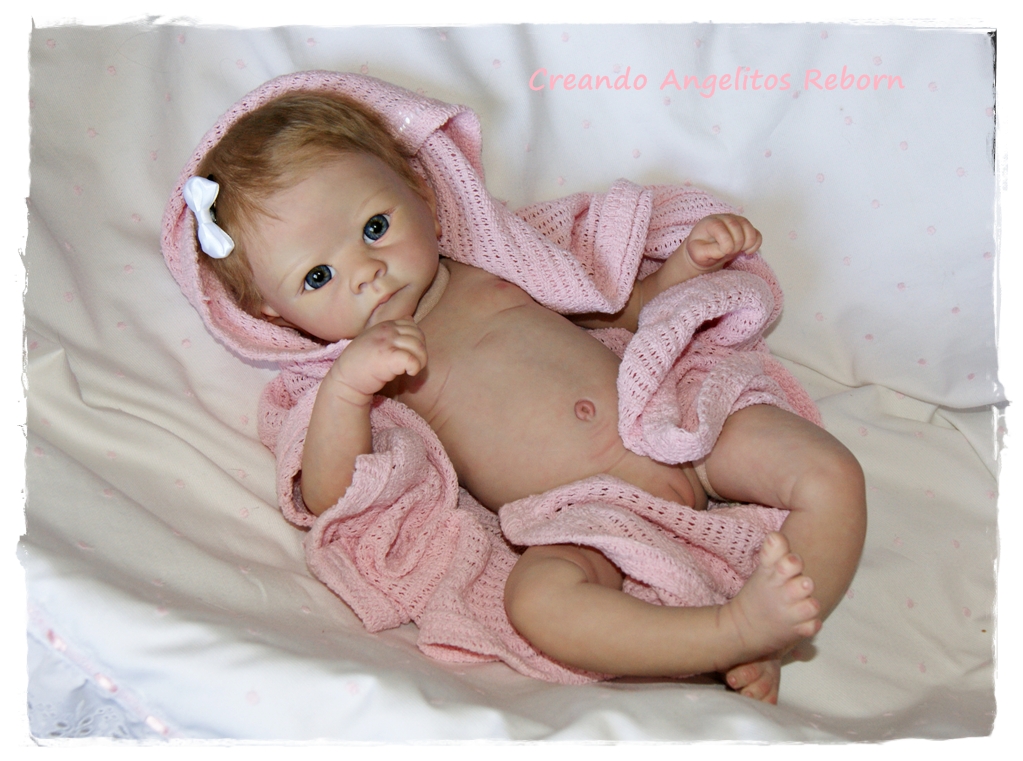 bebe reborn ojos azules