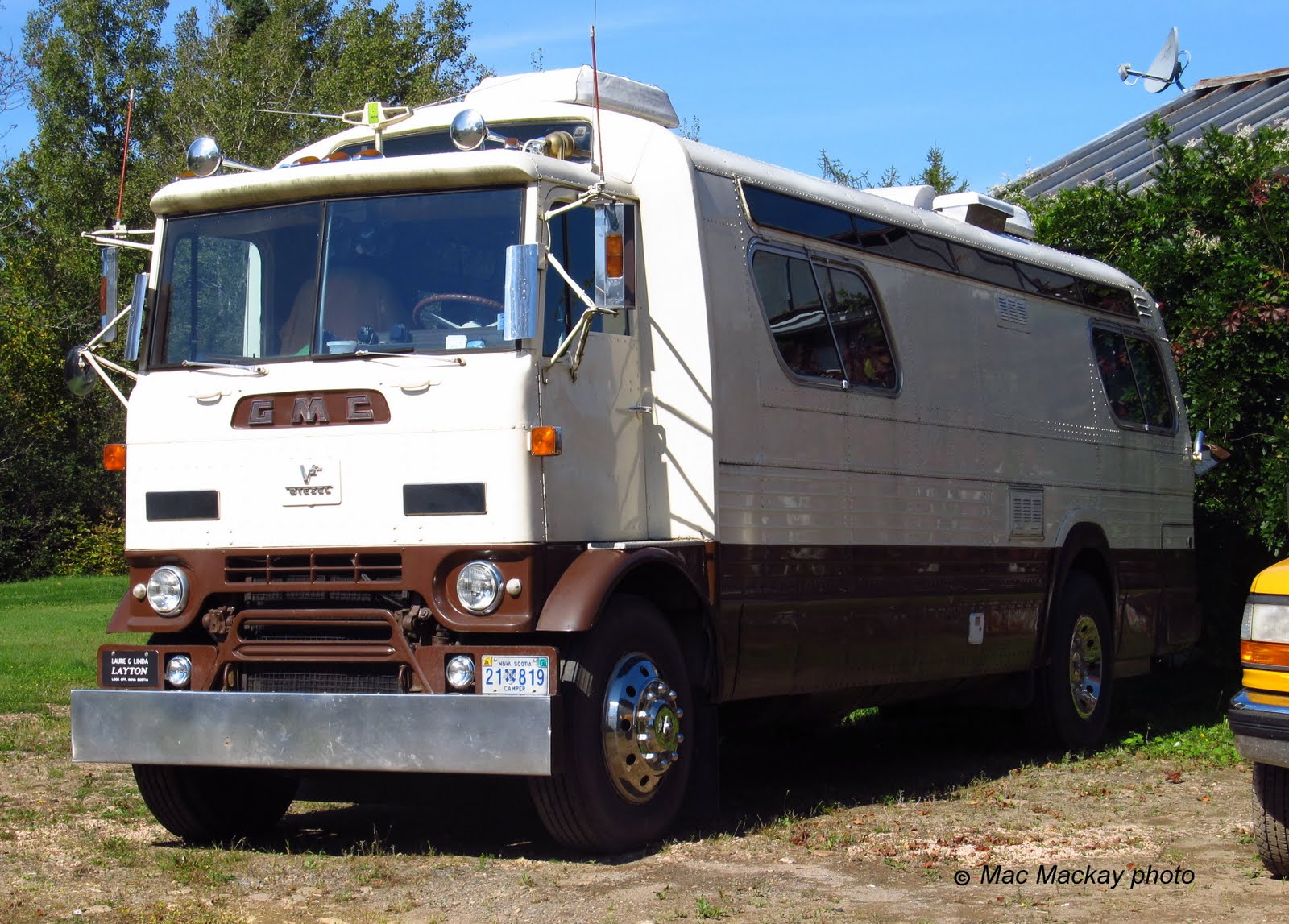 Truckfax Crackerbox in the Valley