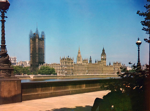 What Did Palace of Westminster Look Like  in 1944 