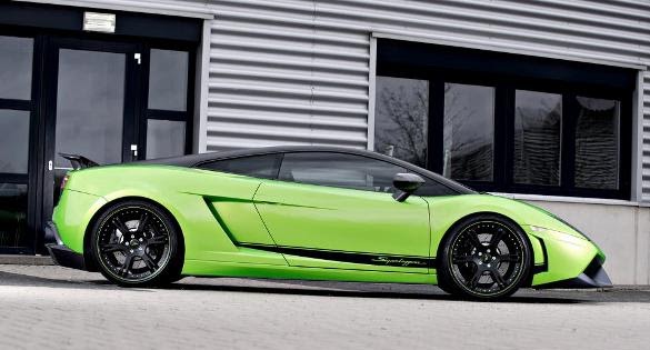 Omiljena boja automobila Lamborghini_Green_Beret_Luxury-Auto-1