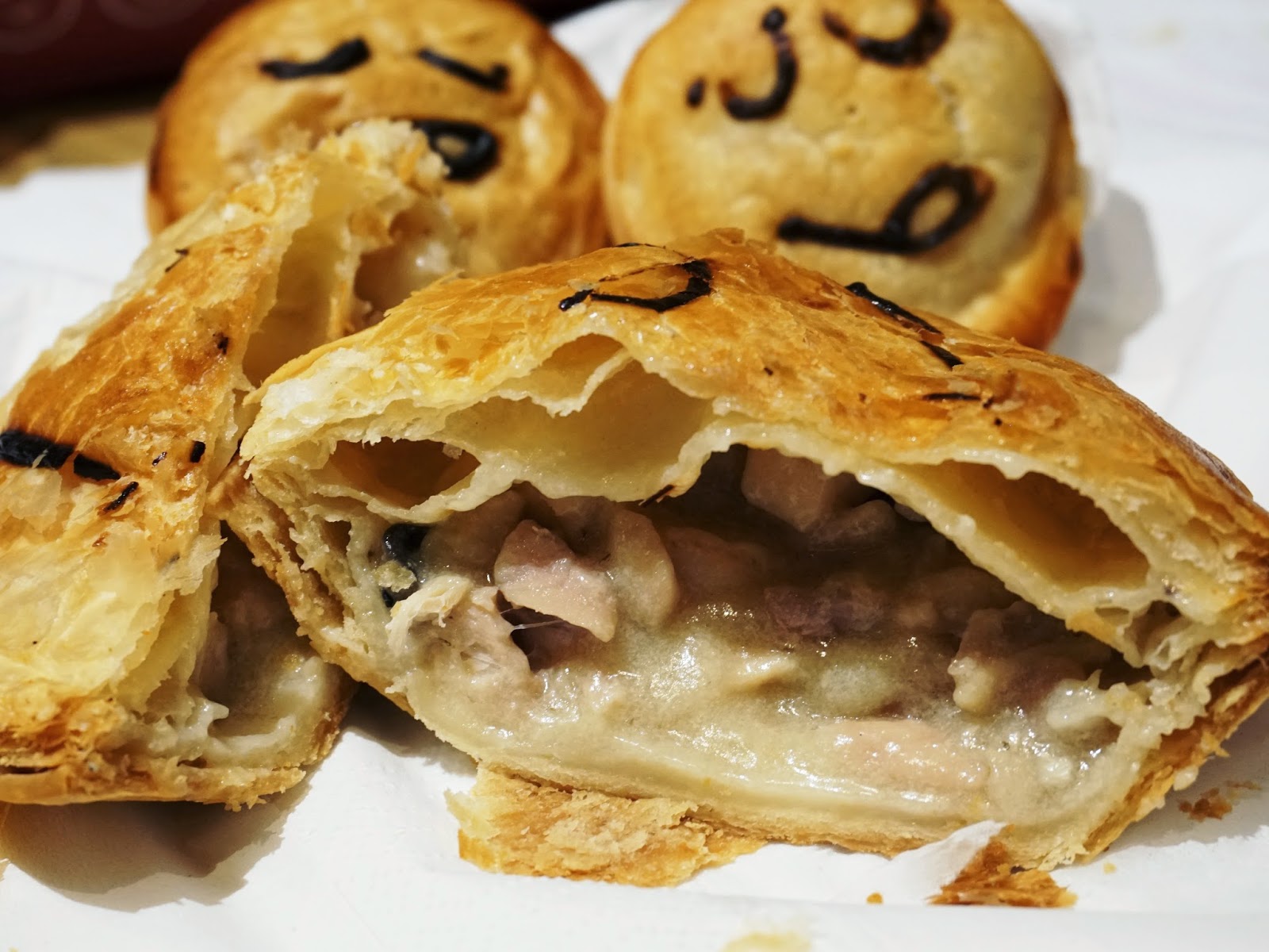 PinkyPiggu Australia's Popular PIE FACE Arrives In Singapore! Find It