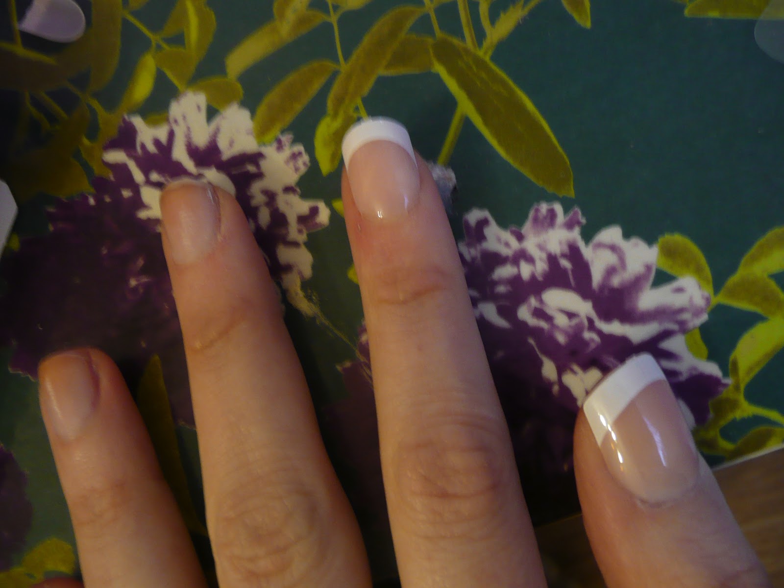 Nail Designs False Nails with Adhesive Tabs