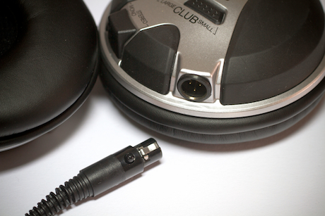Akg K181