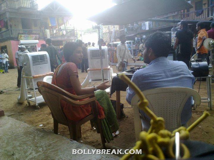 Priyanka Chopra Agneepath  - Priyanka Chopra Agneepath unseen On the Set Pics