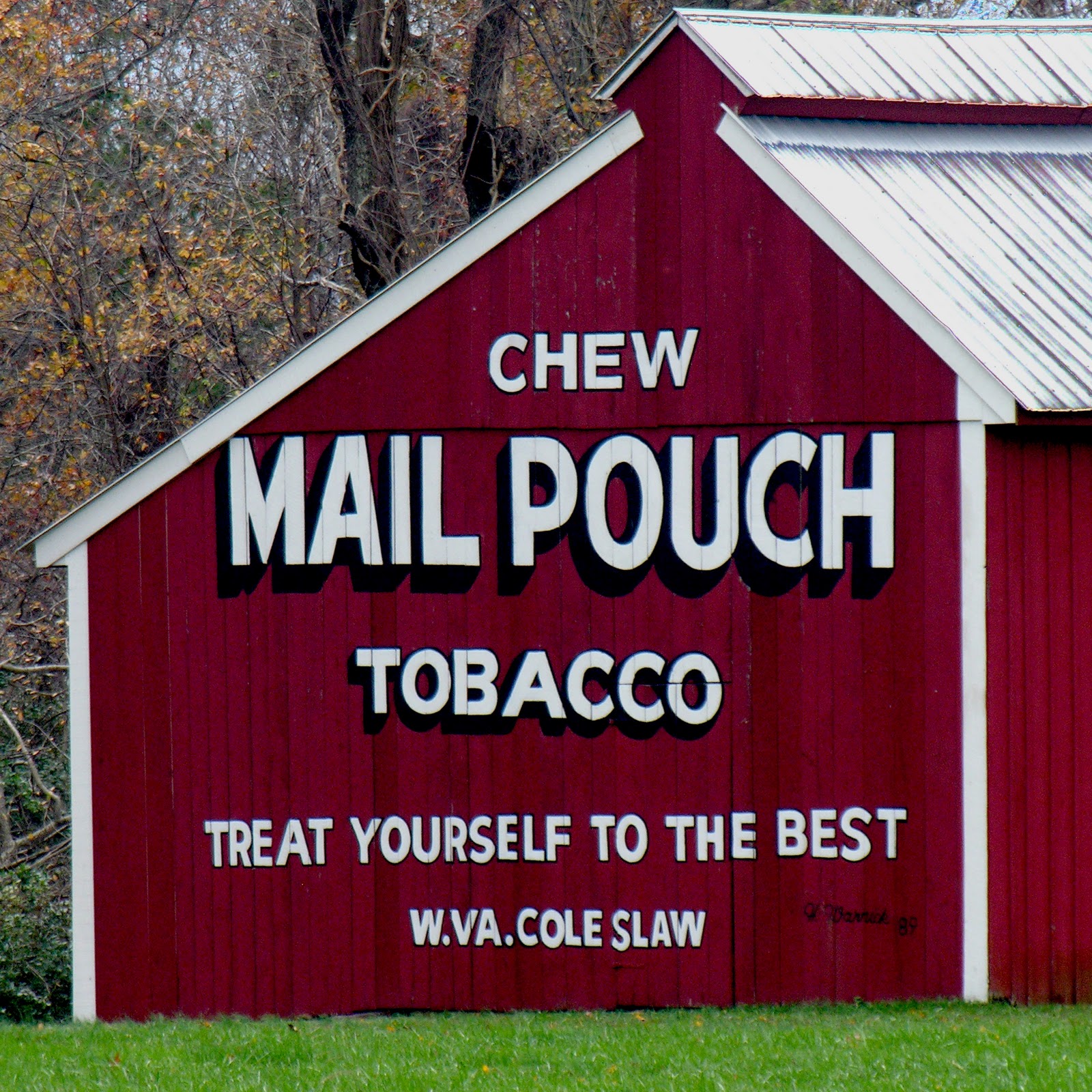 Landmarks Chew Mail Pouch