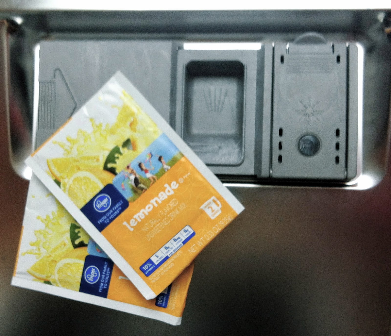 Lovin', Learnin', Livin' Learnin' to Clean My Smelly Dishwasher Loves