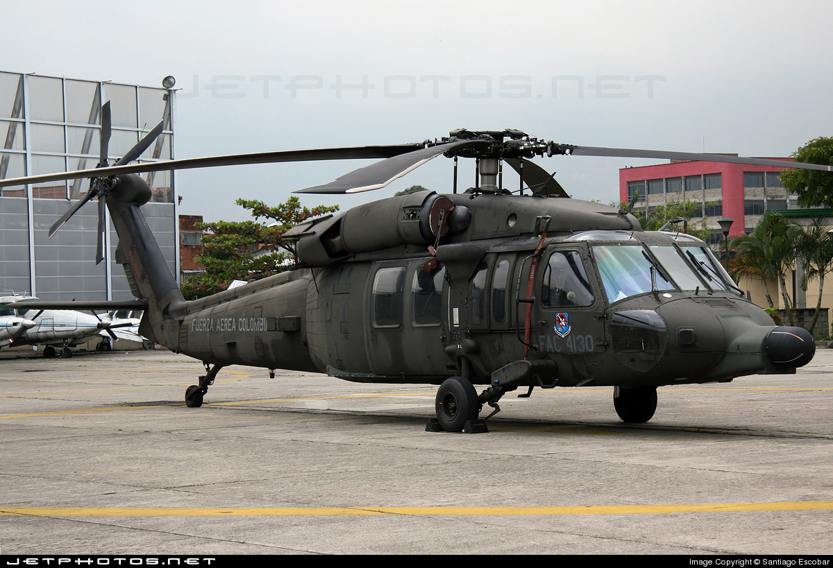 Fuerzas Armadas de Colombia Sikorsky+AH-60L+Arp%C3%ADa+III+colombiano
