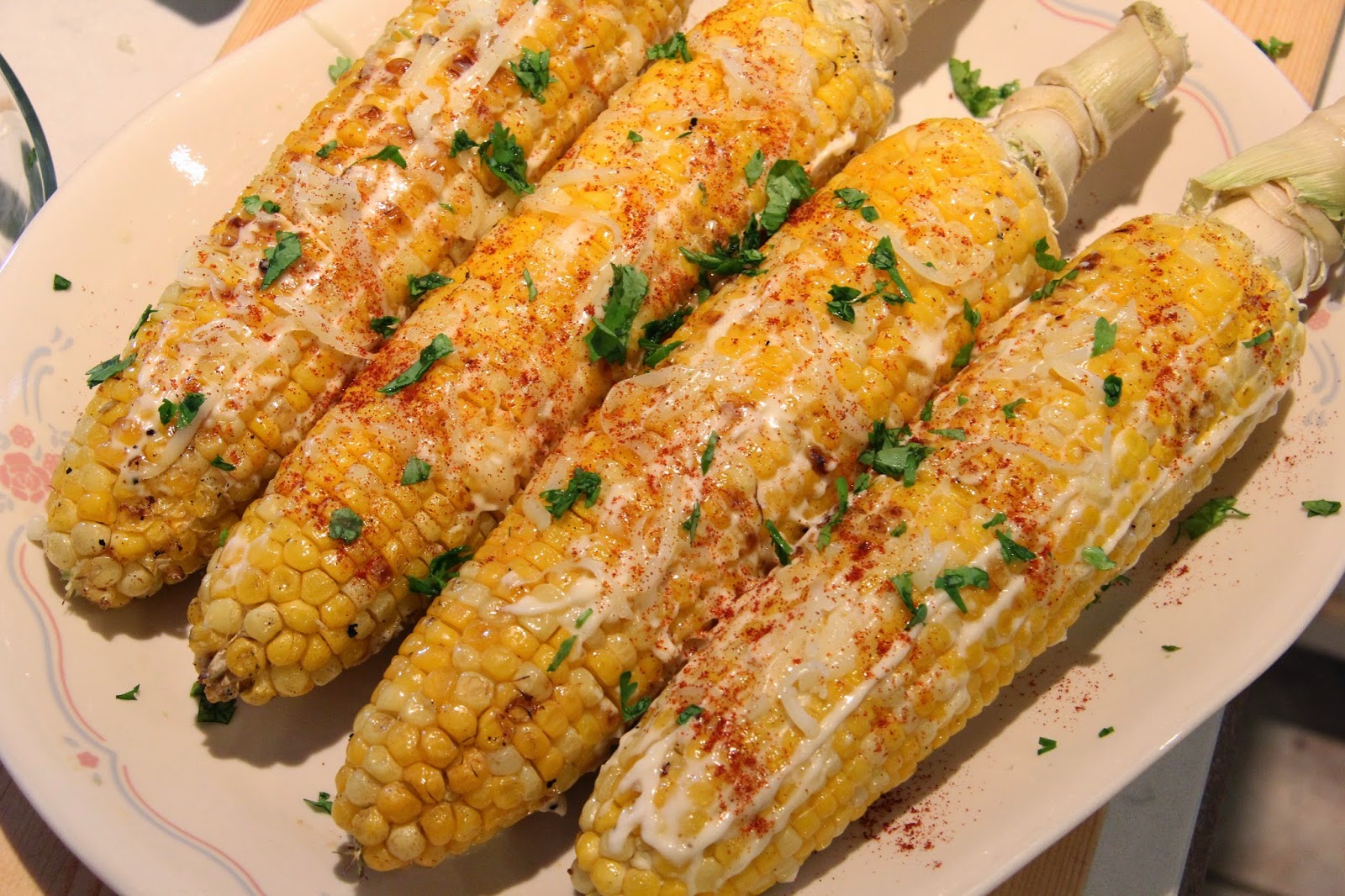 Mexican Style Corn on the Cob Foodieelove