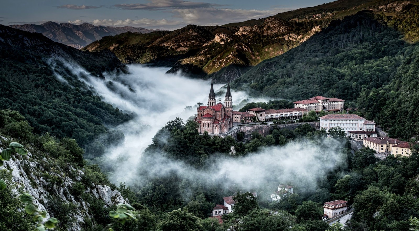 Covadonga Spain Cathedral Covadonga Spain Cathedral