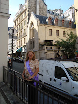 Grammie-to-be in Paris