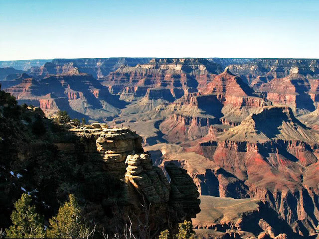 THE MOST BEAUTIFUL SCENERY IN THE WORLD 5 The+great+canyon+of+Colorado-+country+-++United+States+of+America