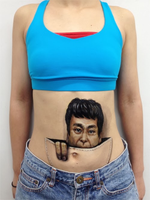 11-Pouch-Japanese-Artist-Zhao-Ye-趙-燁-Body Painting-Freaky-www-designstack-co