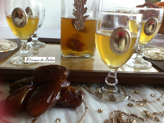 Licor De Dátiles Casero 
