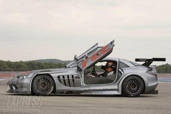The Mercedes-Benz SLR McLaren was inspired by the Mercedes-Benz 300 SLR of