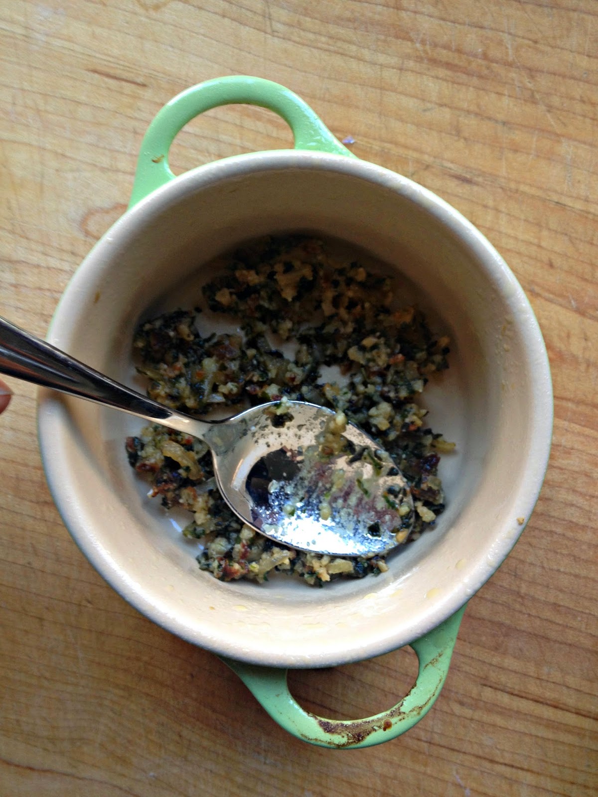 The Girly Girl Cooks Tomato & Garlic Pesto Egg Cups