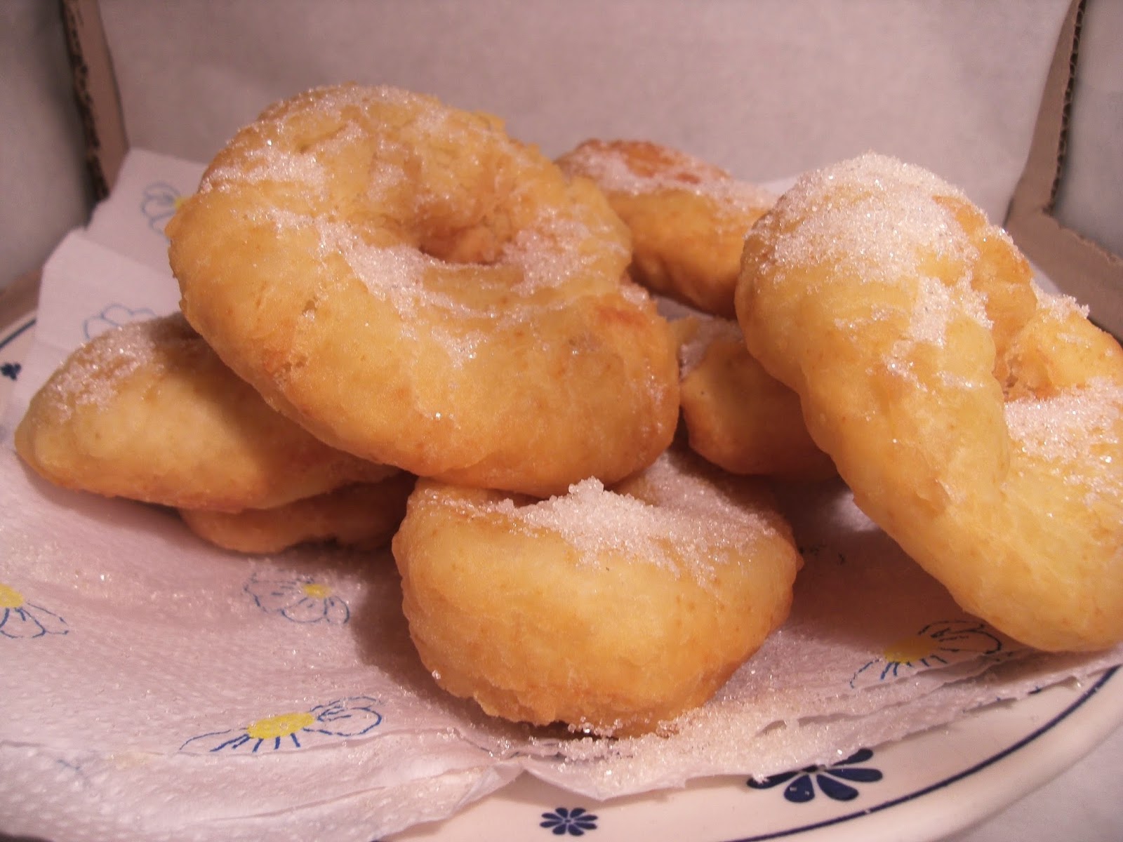Mamá despeinada Día de lluvia Tortas Fritas. Sobre papas fritas
