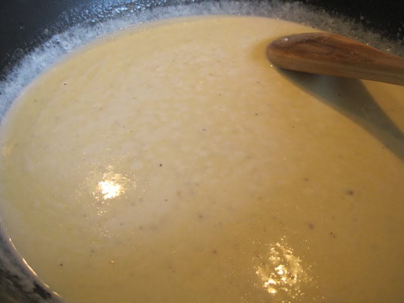 Mrs. Schwartz's Kitchen Tortellini Straw and Hay