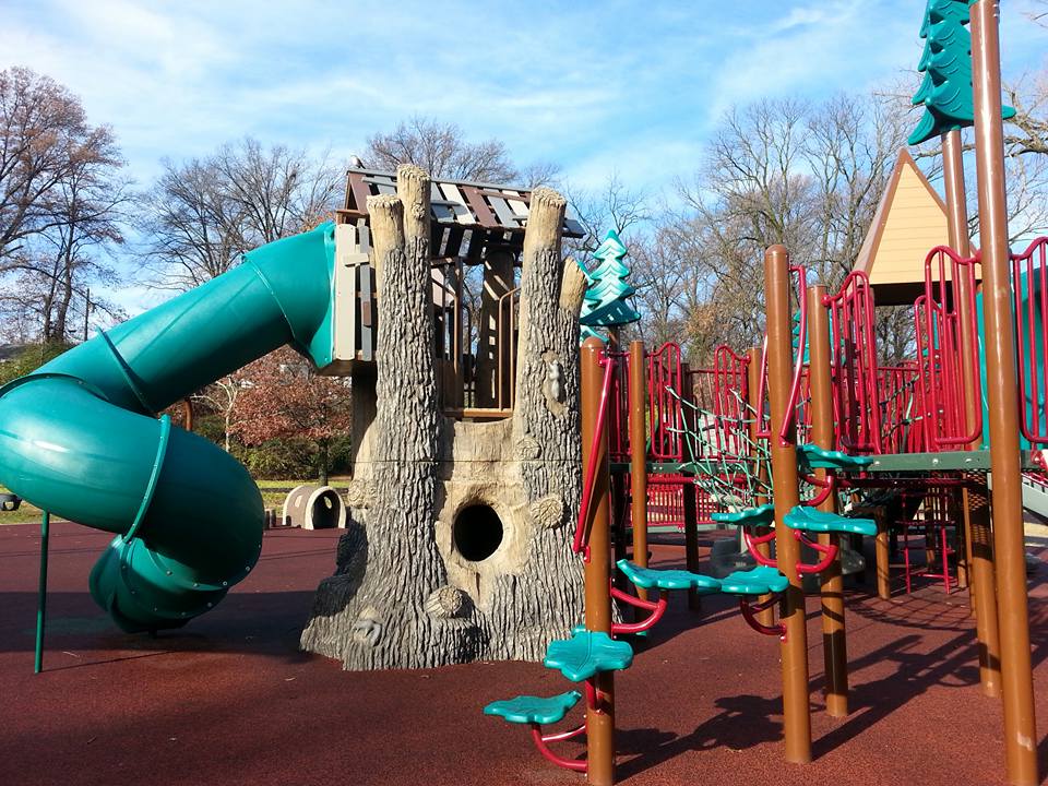 Play St. Louis Oak Tree Park, Brentwood