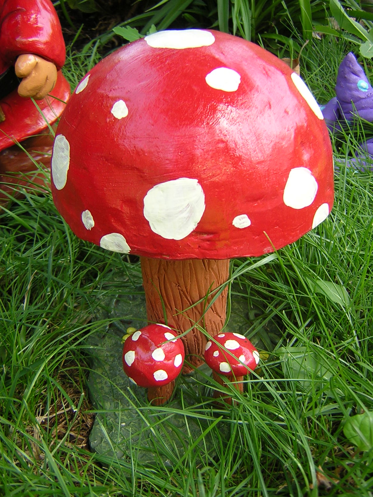 Cerámica de Conchi: Duendes de jardín