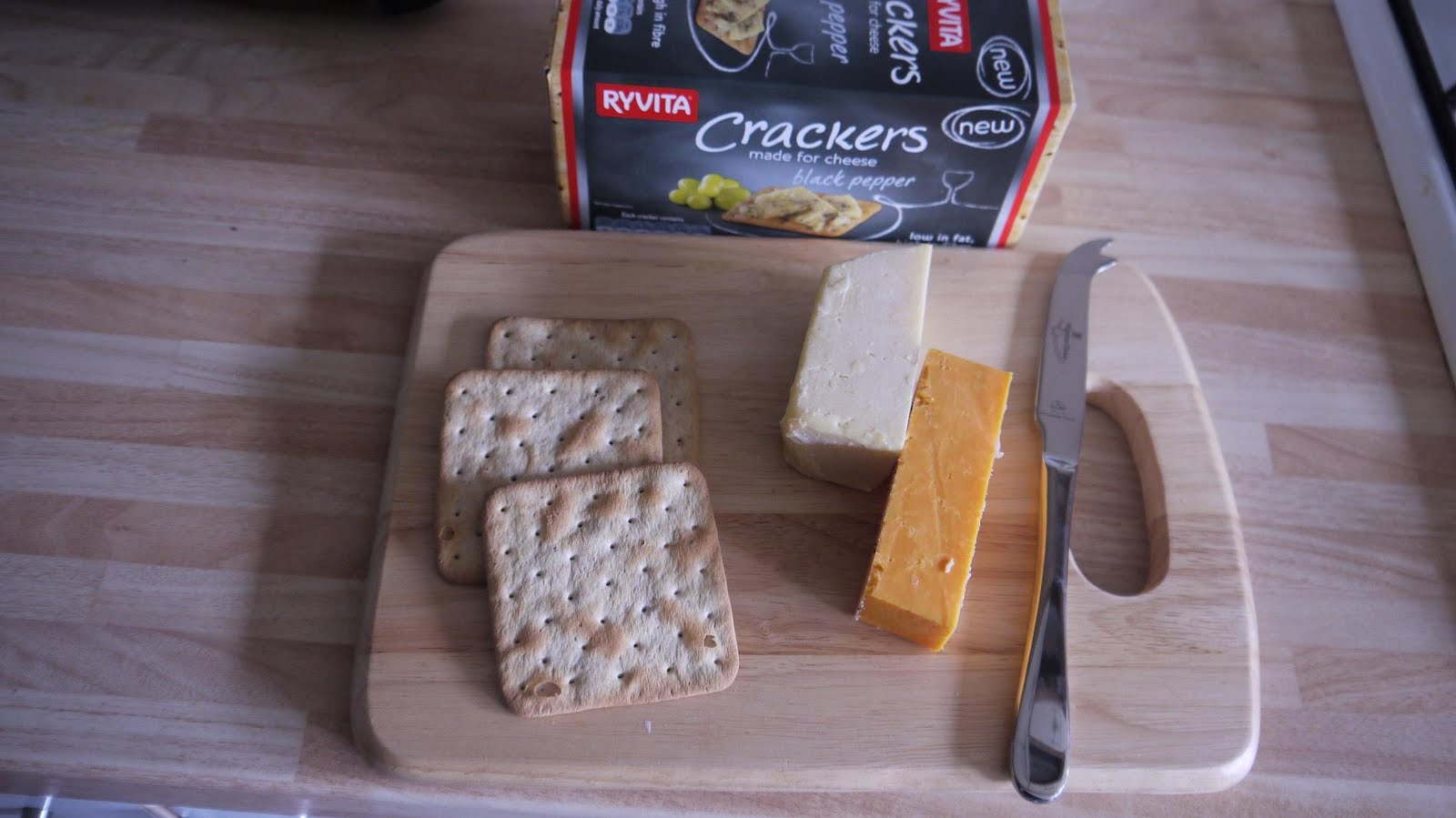 Inside the Wendy House Ryvita Crackers for Cheese