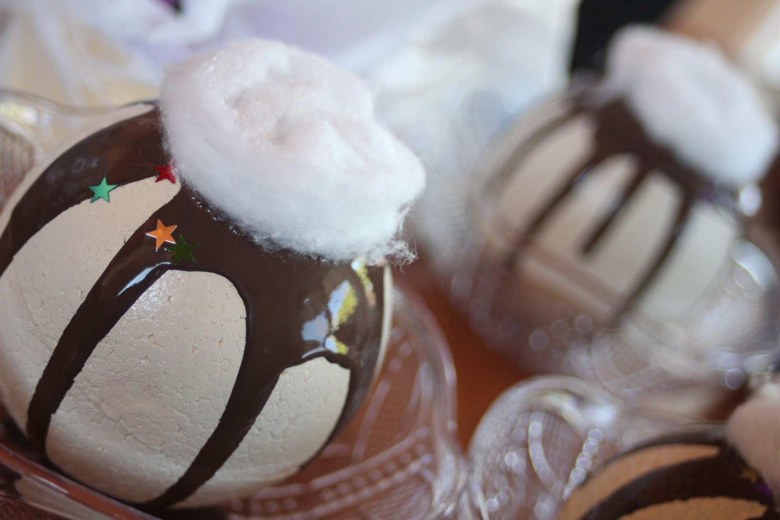 Ice Cream Social Decor - Delicate Construction