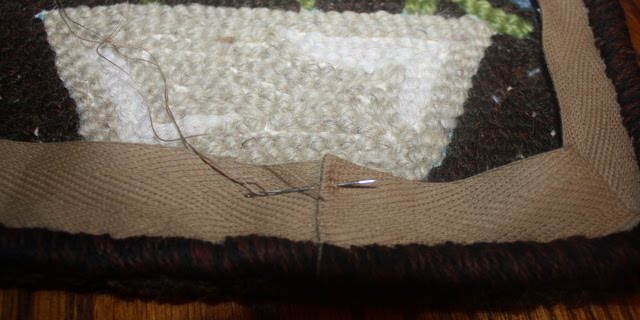 Twill Tape Binding and Whip Stitch Binding for Hooked Rugs 