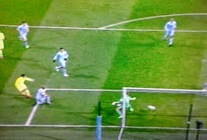 Primer gol de Luis Suárez