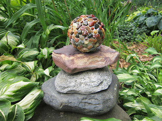LoveNLoot: Stone Garden Design