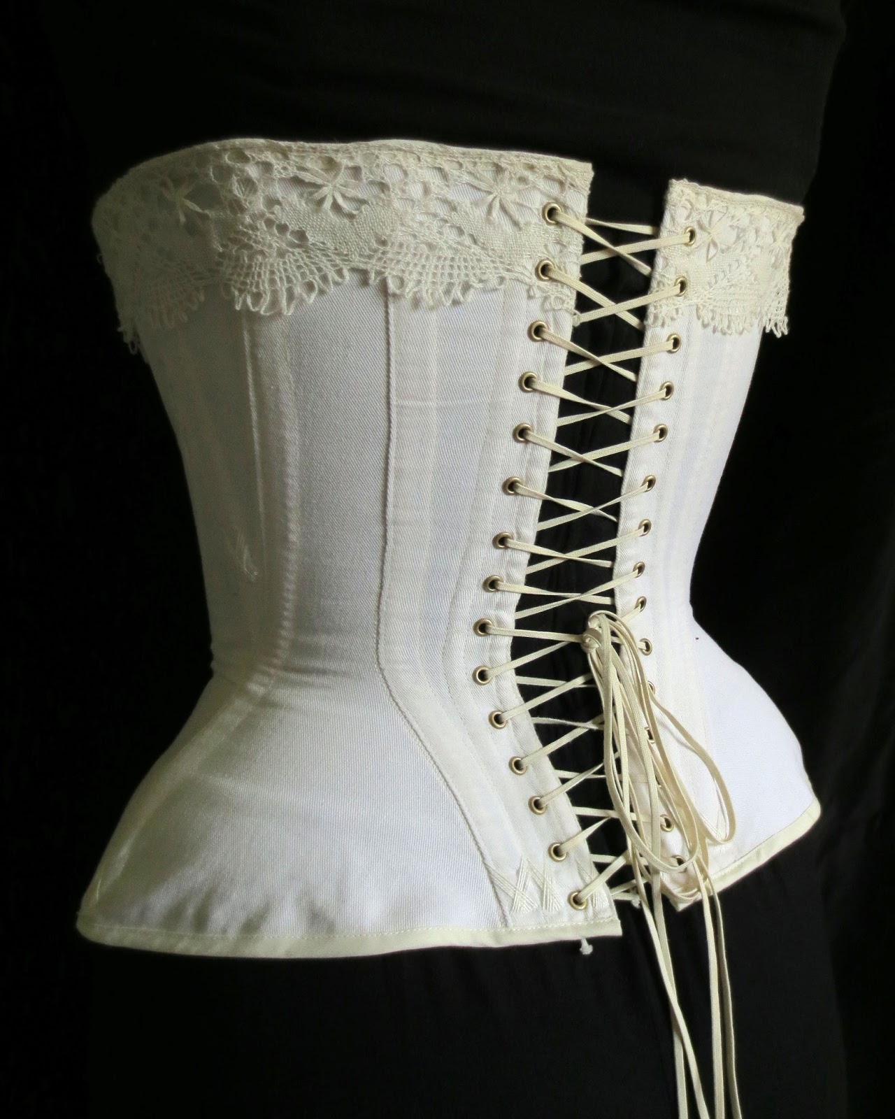 Festive Attyre Lace and lacing 1876 corset