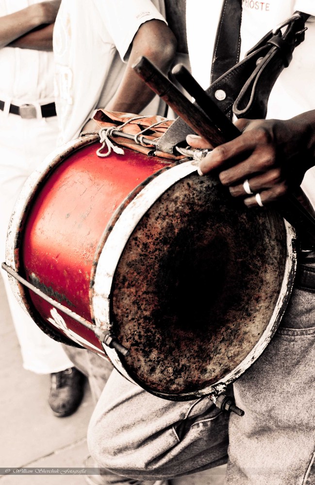 entornos / Nicaragua, volcán y frontera Música,... "estandarte y