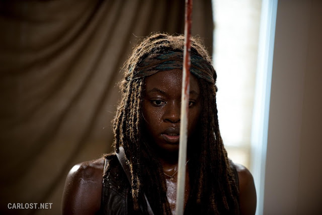 Danai Gurira como Michonne en The Walking Dead Temporada 6, Capítulo 8