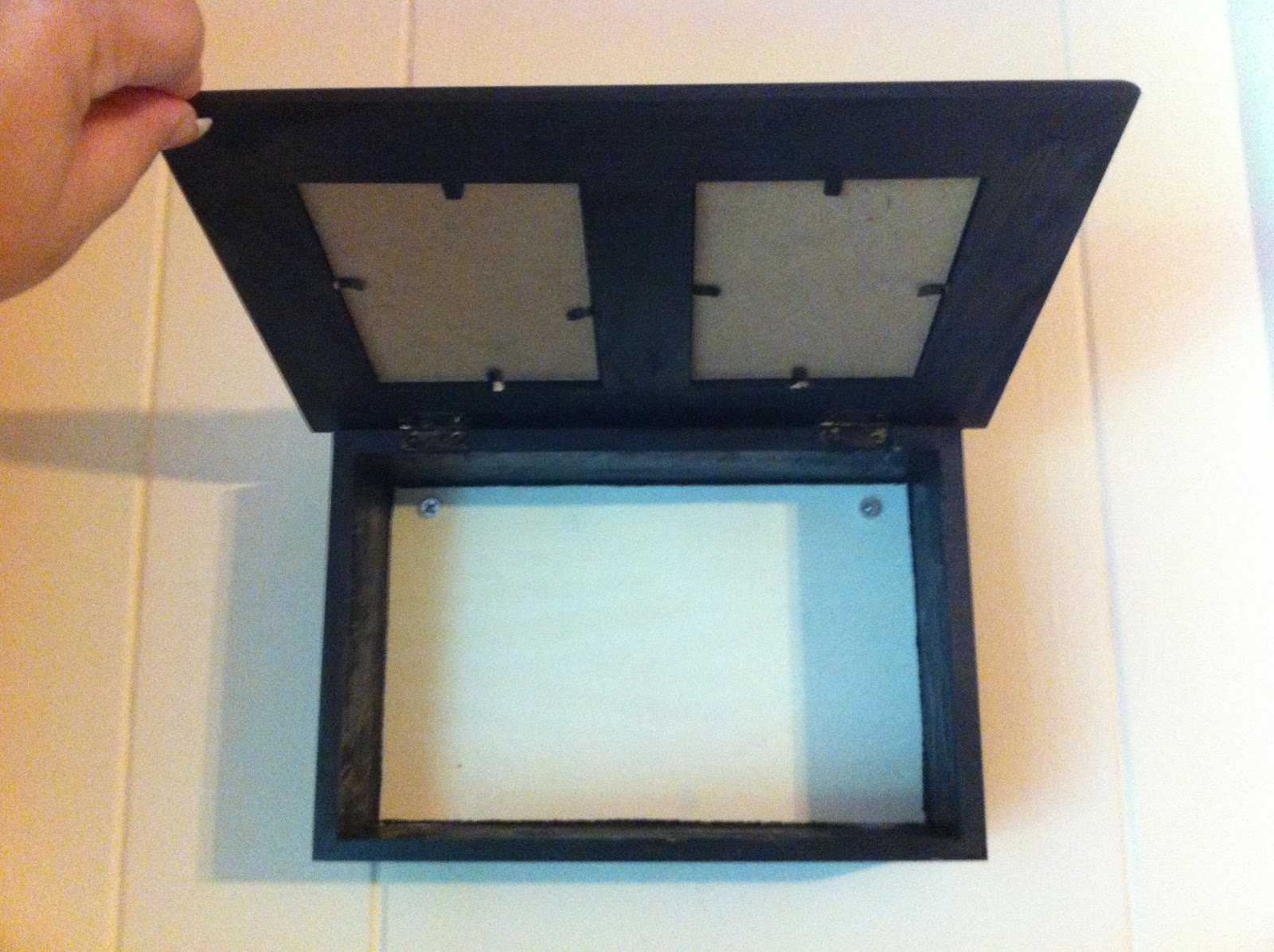 The Creative Me Hidden key picture frame