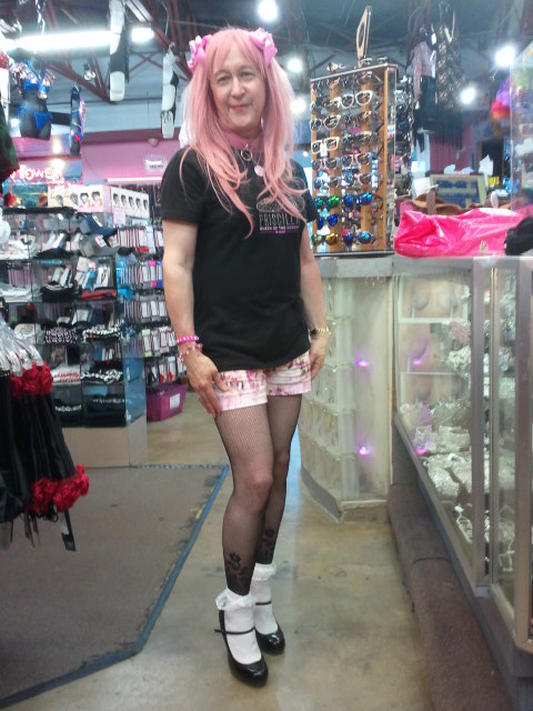 Shop transvestite islington