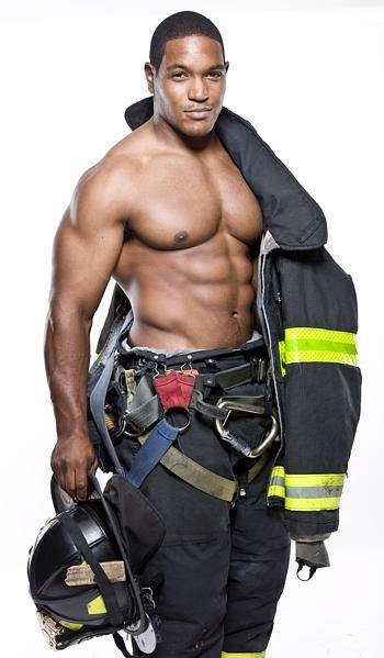 http://3.bp.blogspot.com/-HGwfl_JVVxE/Tk0grLeYshI/AAAAAAAAALI/kPPMWEEODEM/s1600/firemen12--350x600.jpg