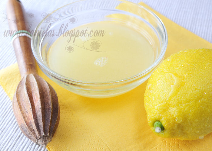 Haniela's Fresh Lemon Royal Icing