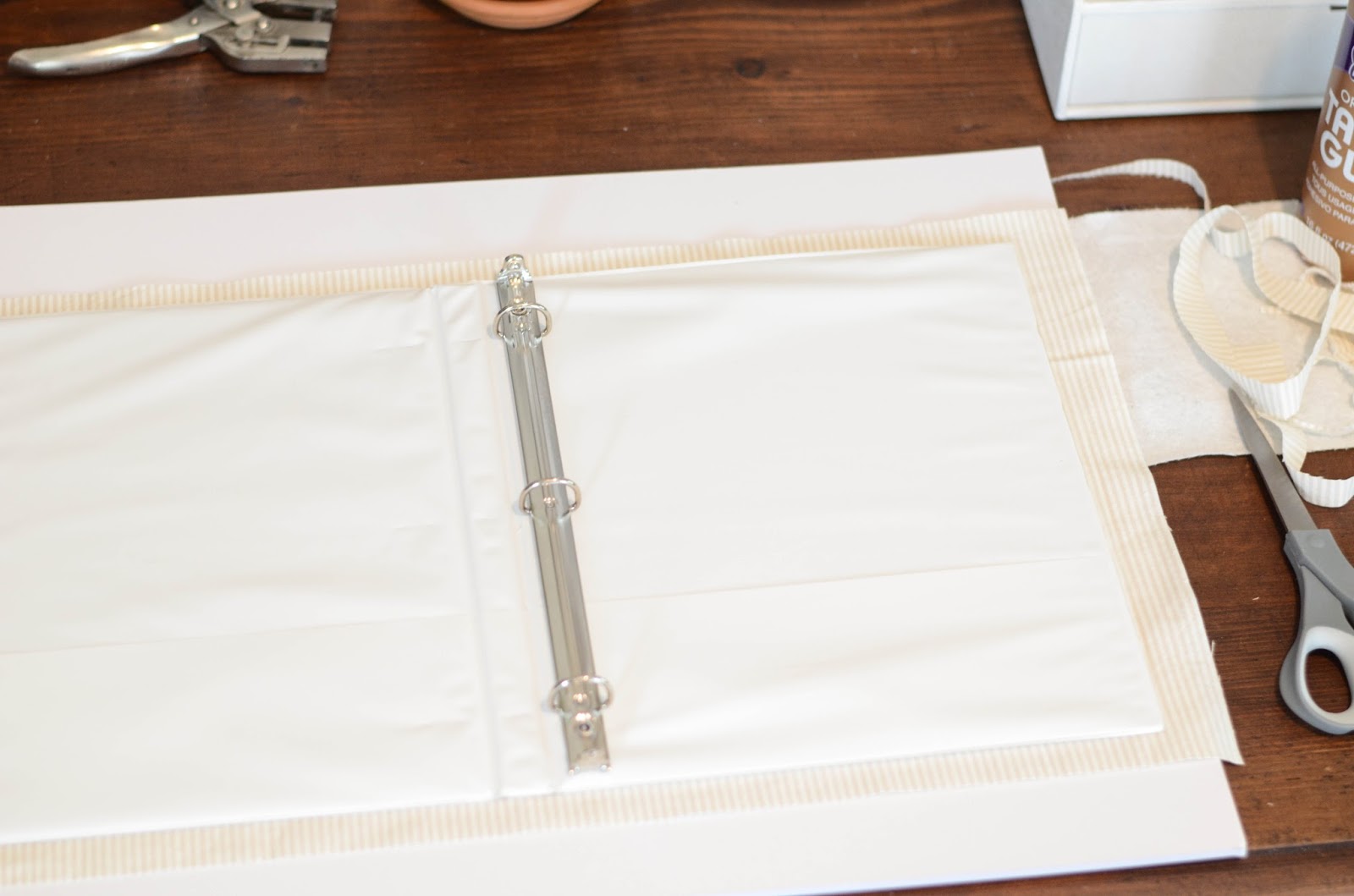 IRON & TWINE Fabric Covered Binder Tutorial