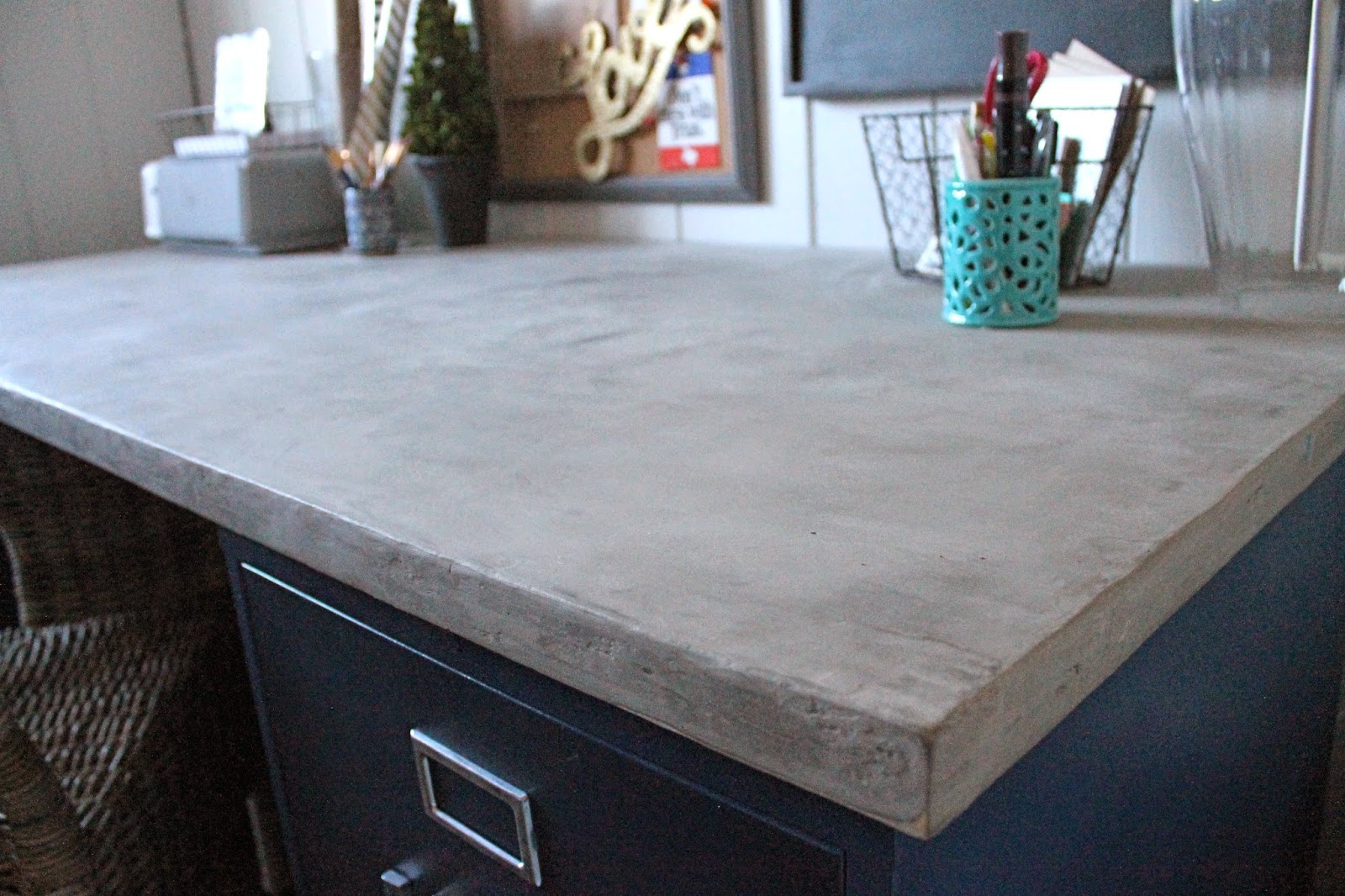 Wonderfully Made DIY Concrete Desktop
