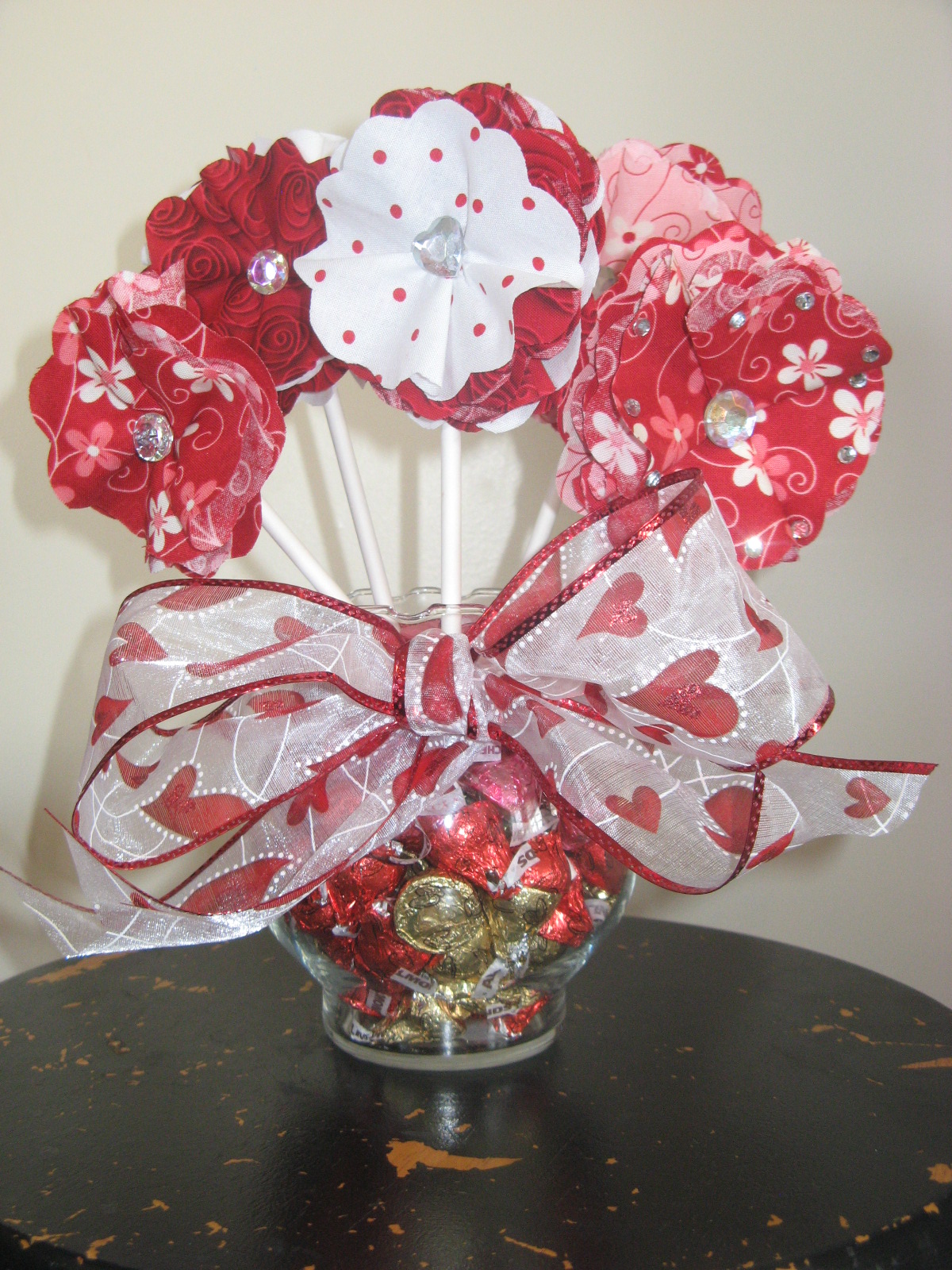 Fancy Meeting Ewe: Valentine's Day Gift Idea: Fabric Flower Arrangement