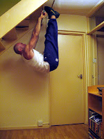 Toes to bar