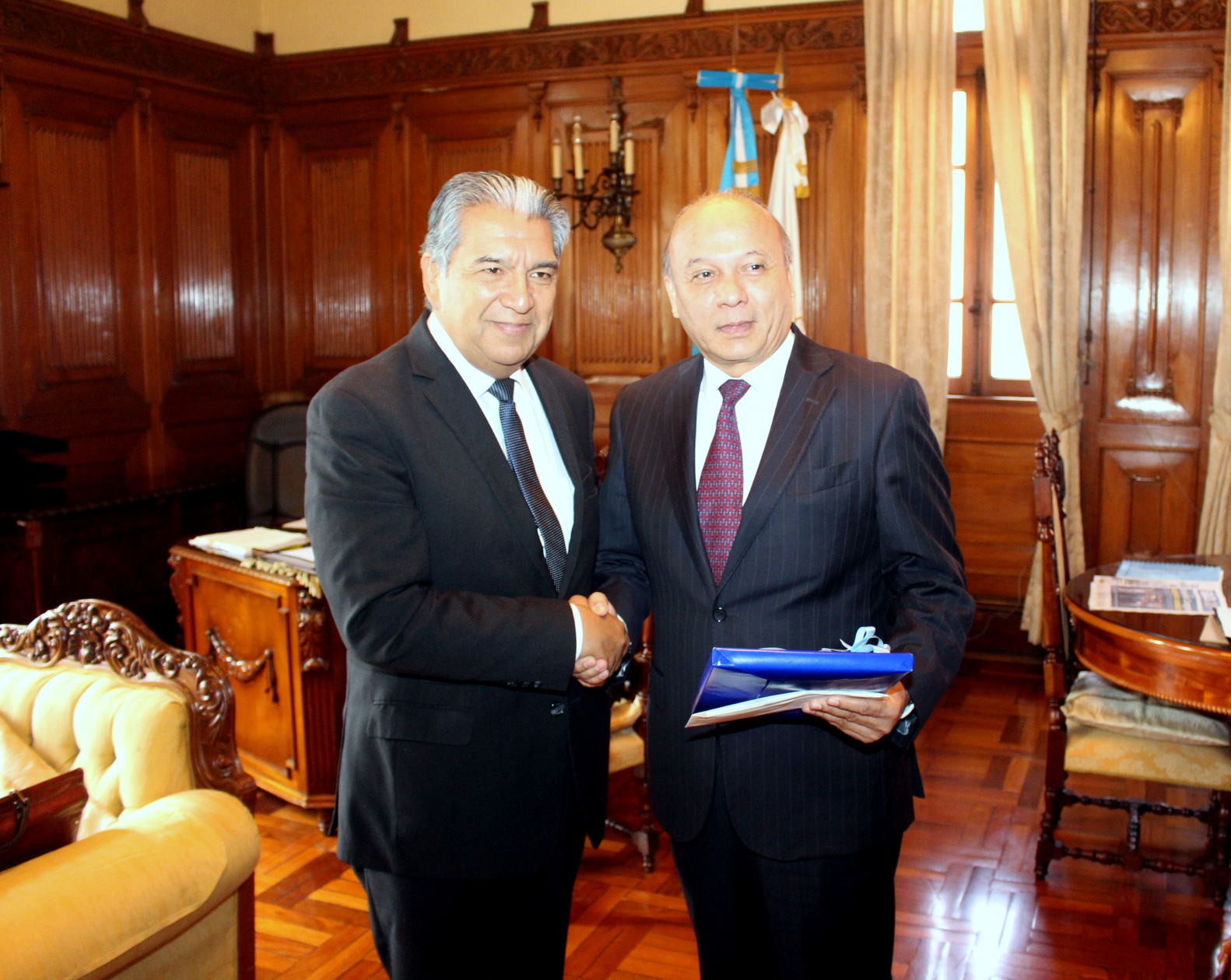 Ministro de Cultura de Guatemala invitado a Chile.