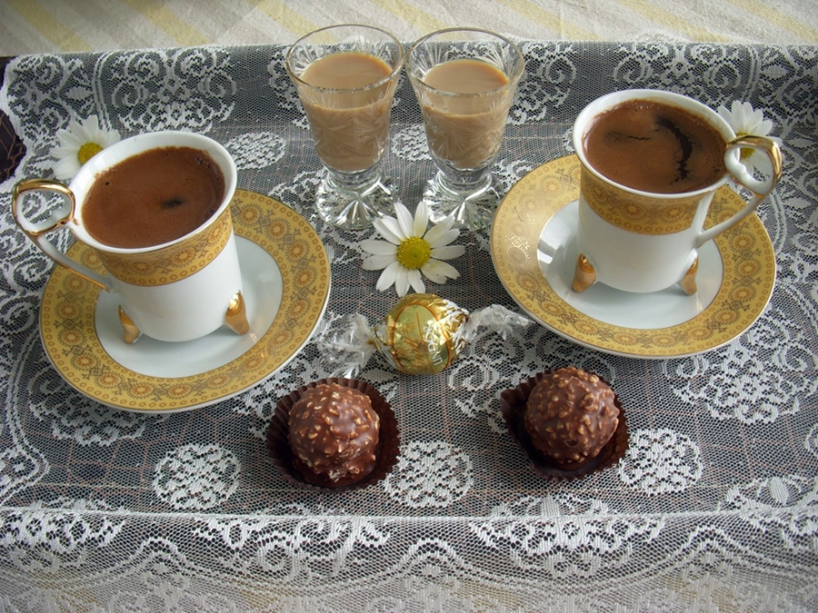 FİNCANDAKİ MUCİZE KAHVE Şubat 2013