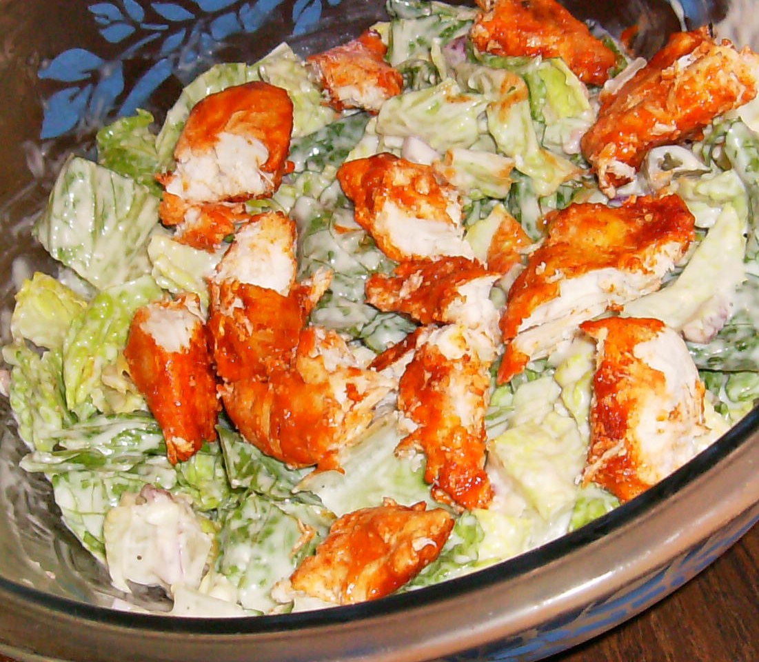 Simple Cookery Buffalo & Bleu Chicken Salad