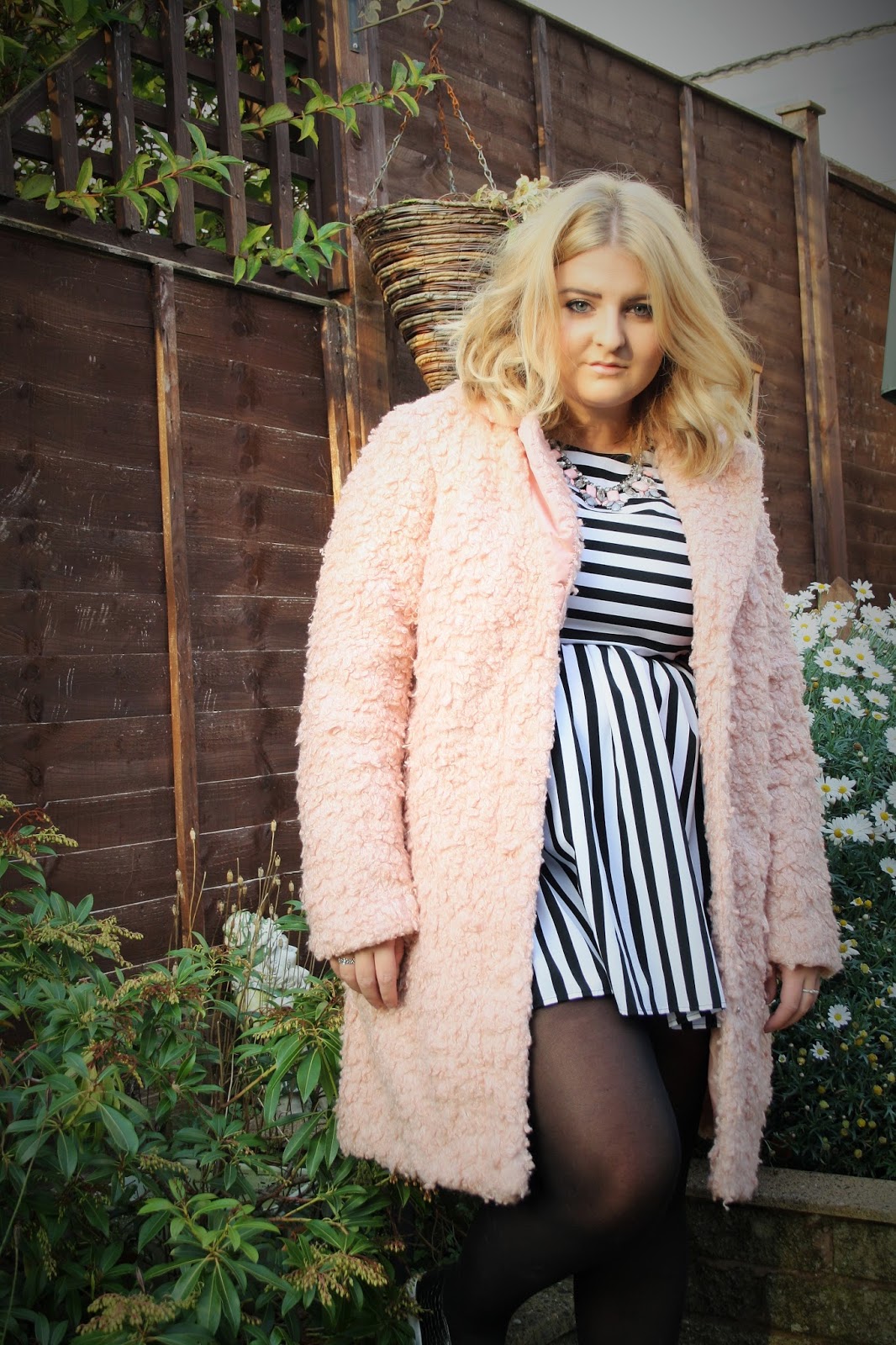 OUTFIT POST: TEDDY FUR COAT C/O JD WILLIAMS - PRETTY YOUNG THING
